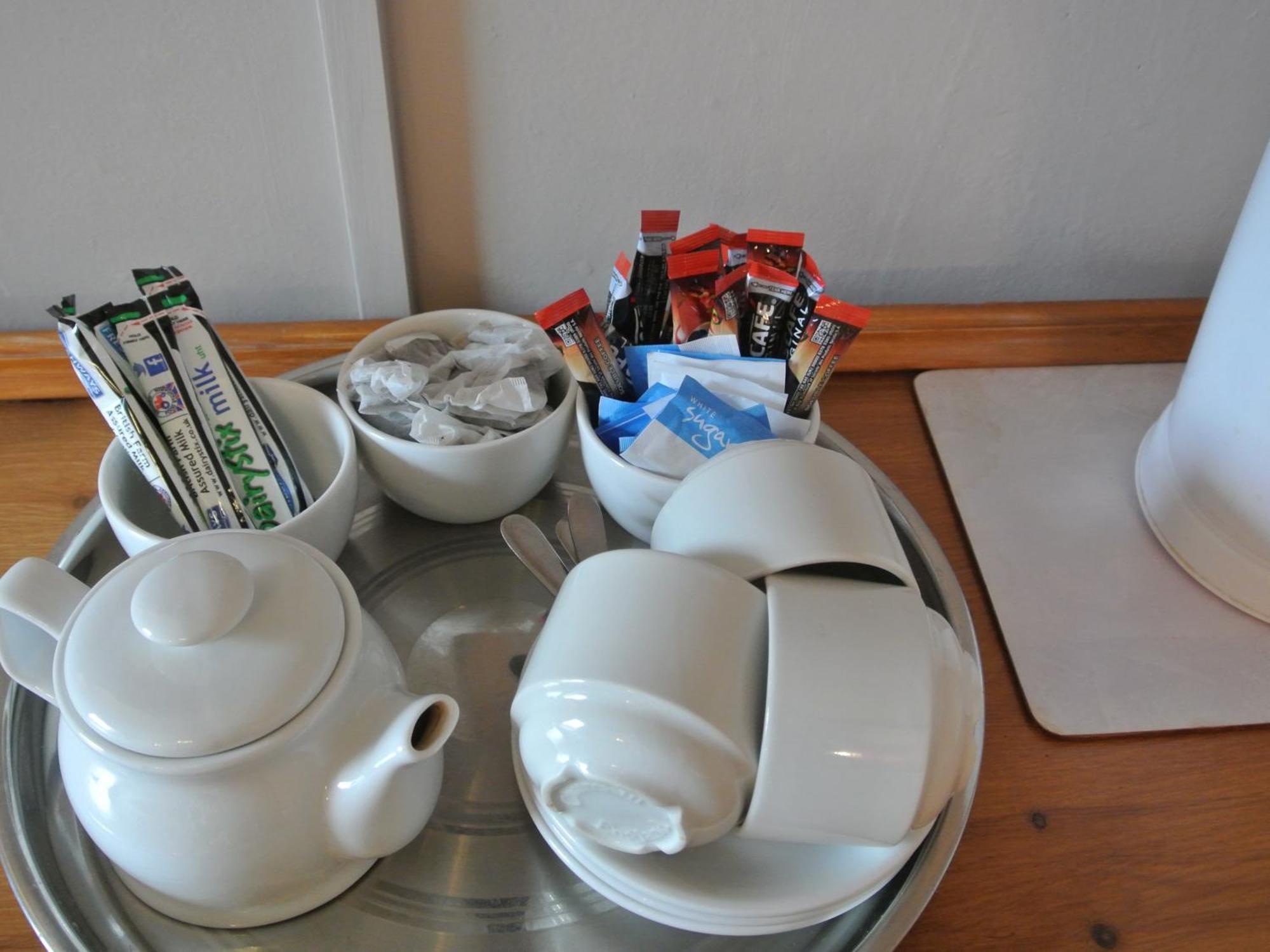 Old Castle Farm Guest House بريكون الغرفة الصورة